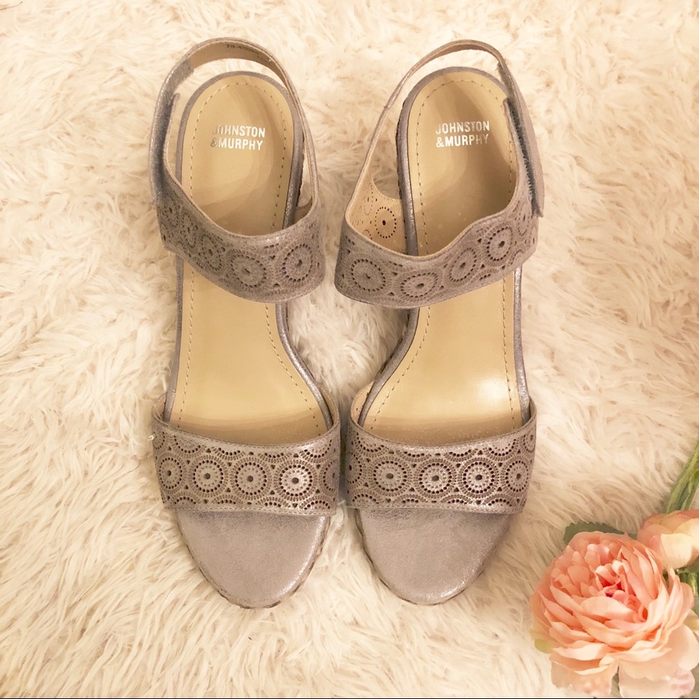 Johnston & Murphy  Pewter Metallic Leather sandal